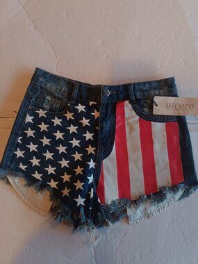 4th of July Women’s Distressed Shorts Denim w/American Flag Patriotic Size 4